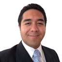¿Por qué algunas personas ganan más dinero que otras haciendo prácticamente el mismo trabajo?